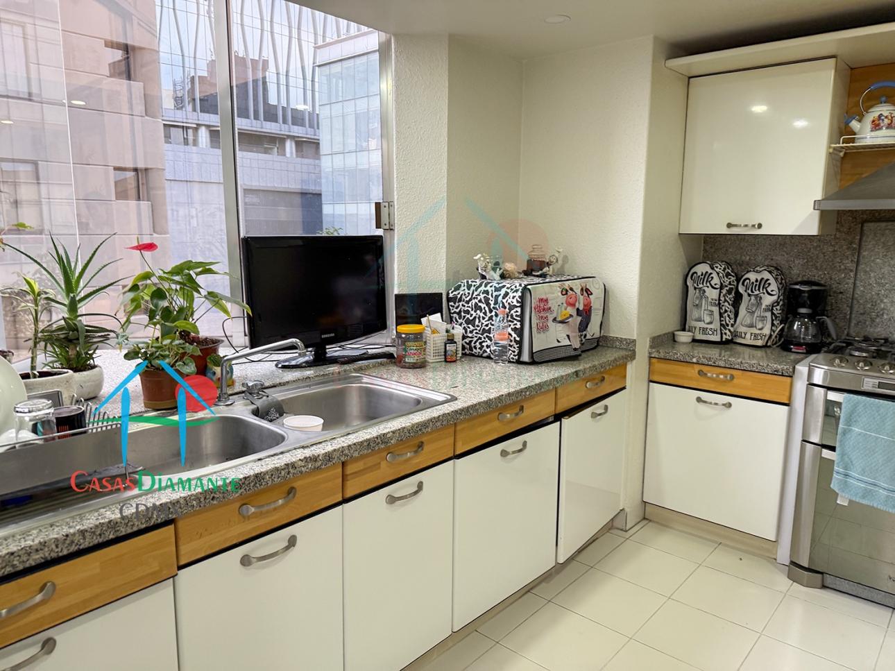Departamento con Vista y Seguridad 24/7 en Piso 5 - 10