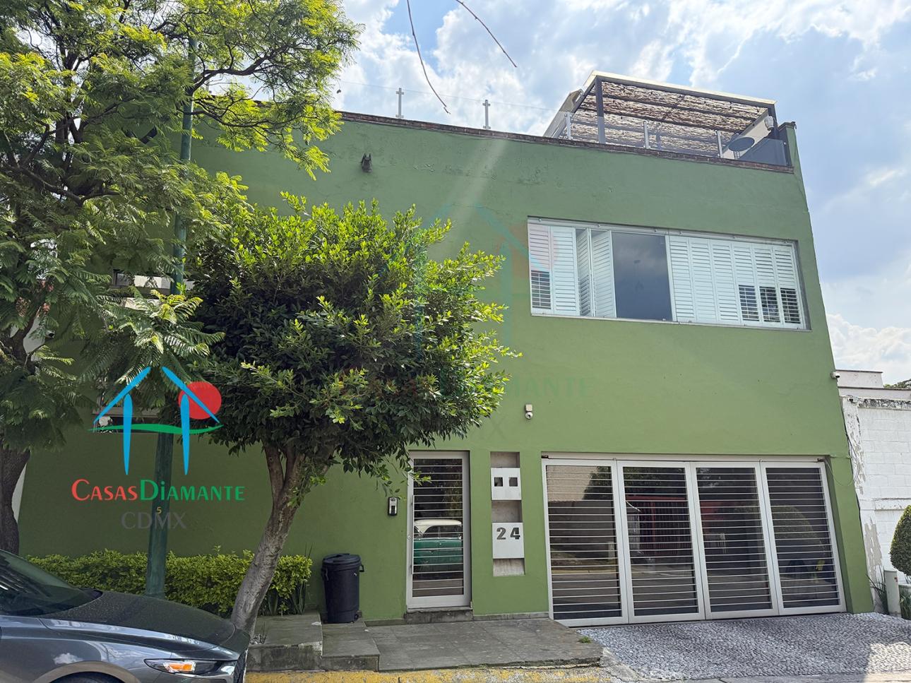 Casa con Terraza, Estudio y Seguridad 24/7 en 3 Niveles - 2