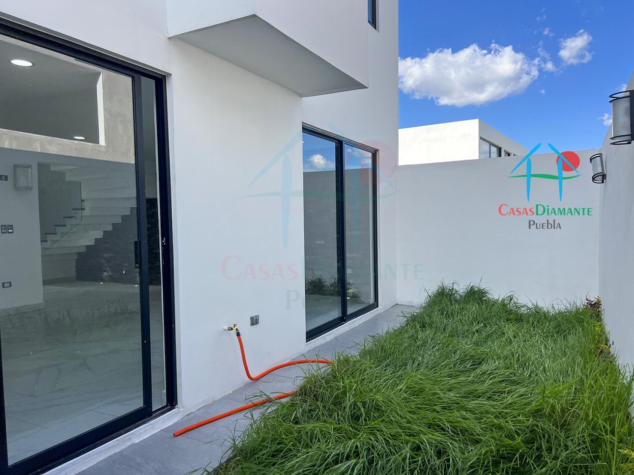 Casa con Roof Garden, Jardín y 4 Recámaras con Baño - 8
