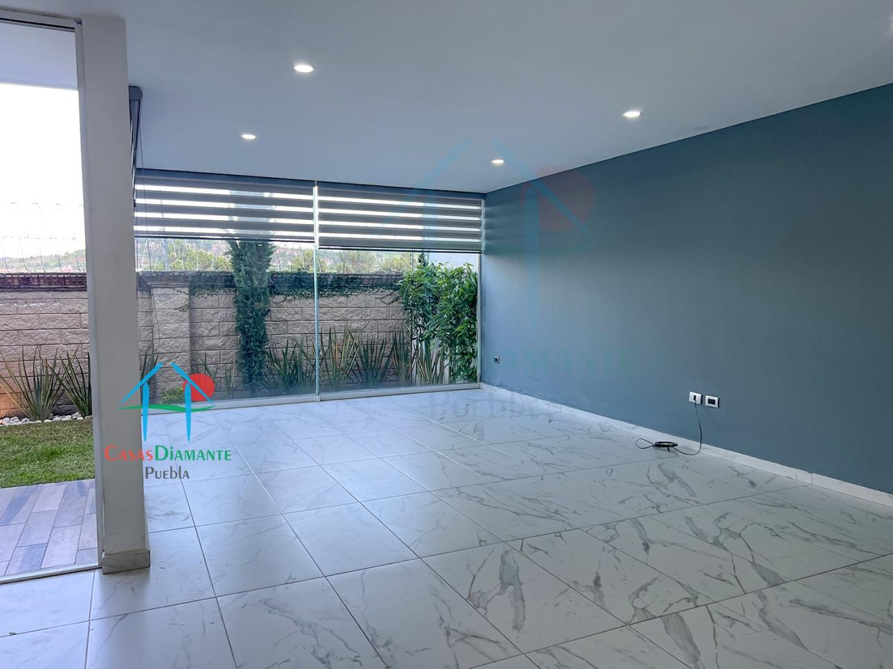 Casa 3 niveles con jardín, 3 recámaras, sala TV, family room - 5