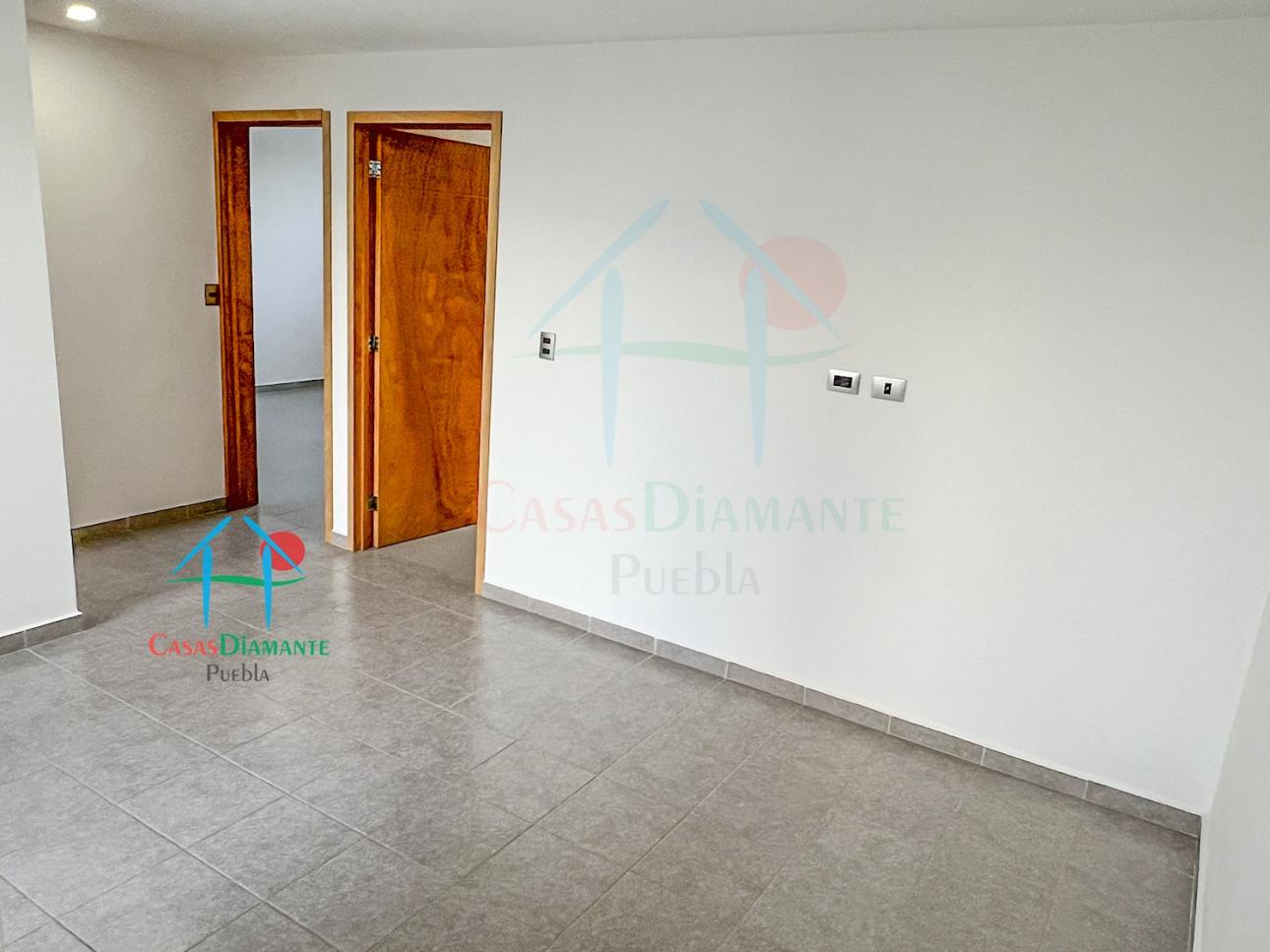Casa 3 niveles con jardín, 3 recámaras, sala TV, family room - 11