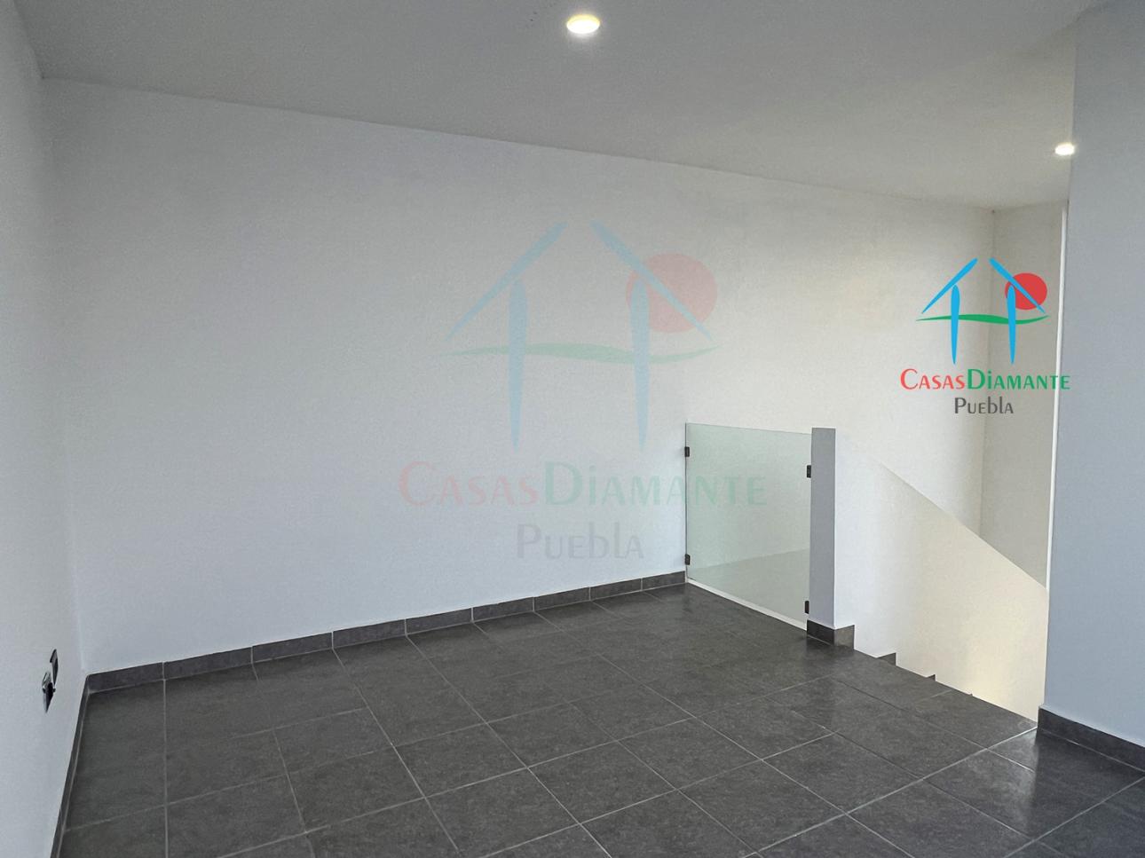 Casa 3 niveles con jardín, 3 recámaras, sala TV, family room - 17