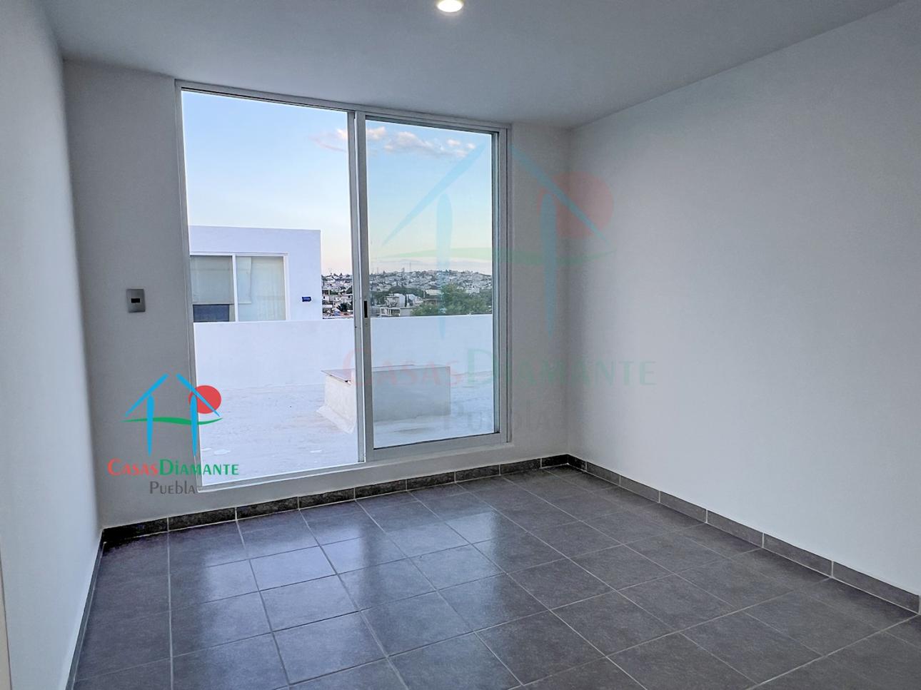 Casa 3 niveles con jardín, 3 recámaras, sala TV, family room - 19