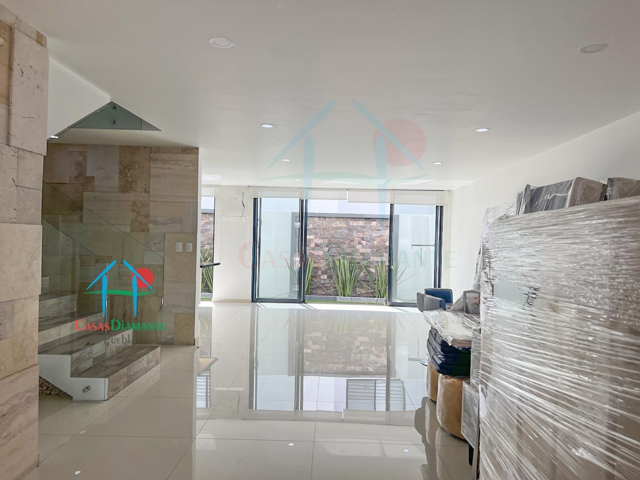 Casa en venta con jardín, Family Room y Roof Garden — foto 3