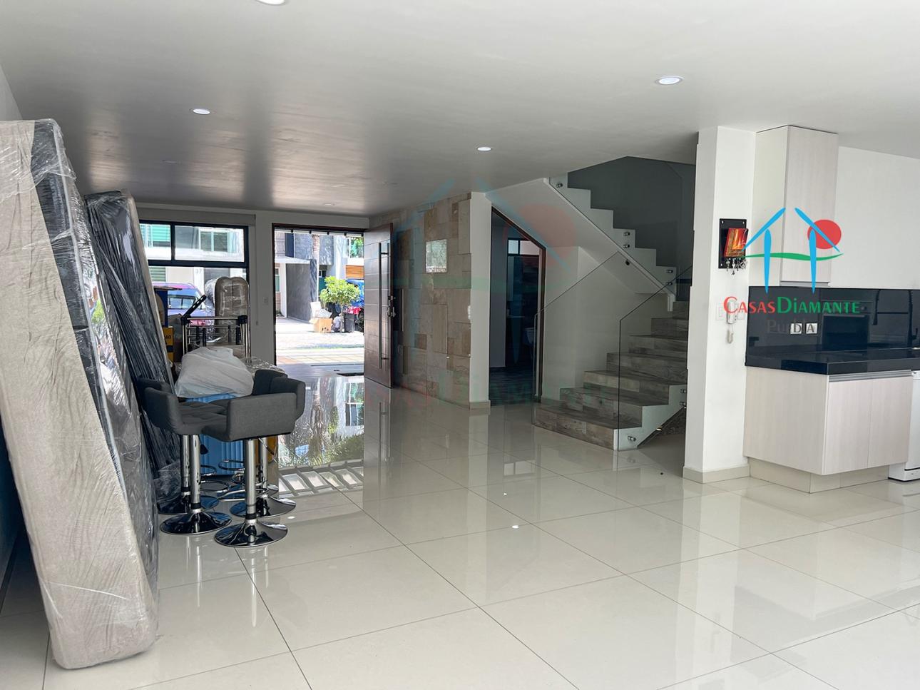 Casa en venta con jardín, Family Room y Roof Garden — foto 4