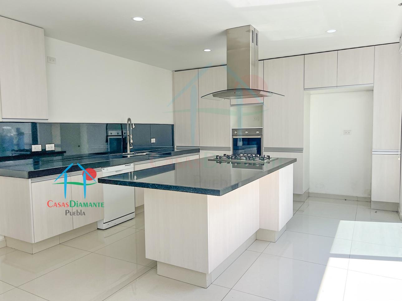 Casa en venta con jardín, Family Room y Roof Garden — foto 8
