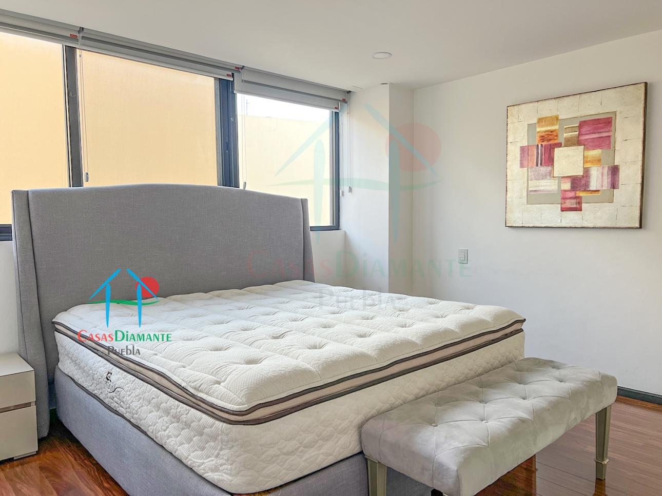 Departamento con terraza, 2 recámaras. Amueblado - 18