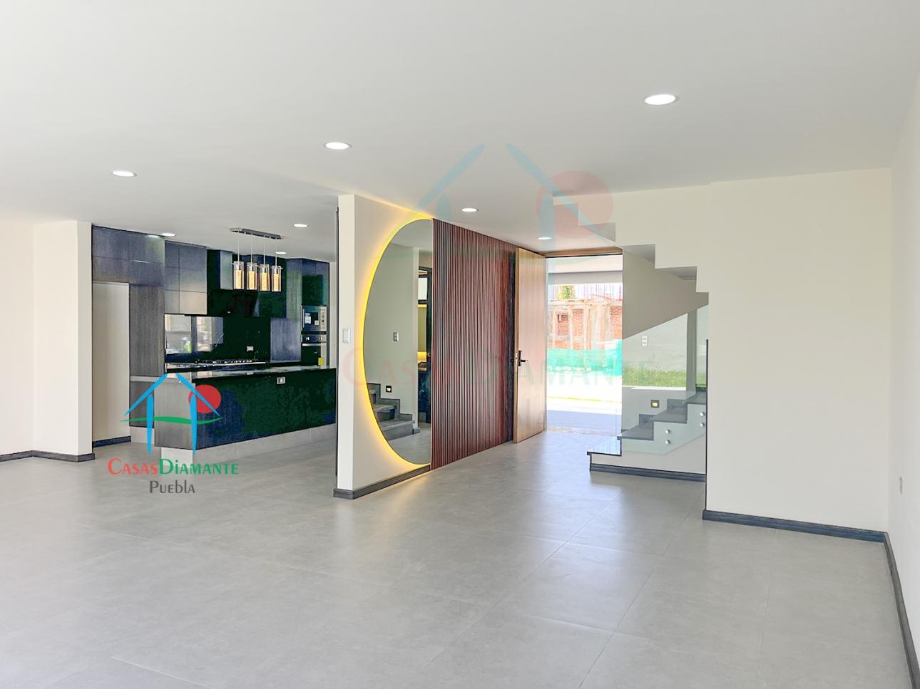 Casa Moderna de 3 Niveles con Roof Garden y Jardín — foto 6