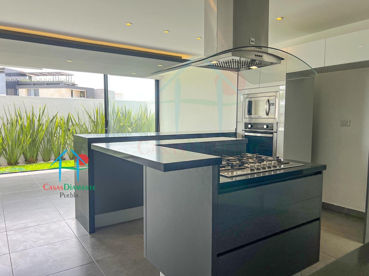 Casa con Roof Garden y jardín con salida a las áreas comunes — foto 11