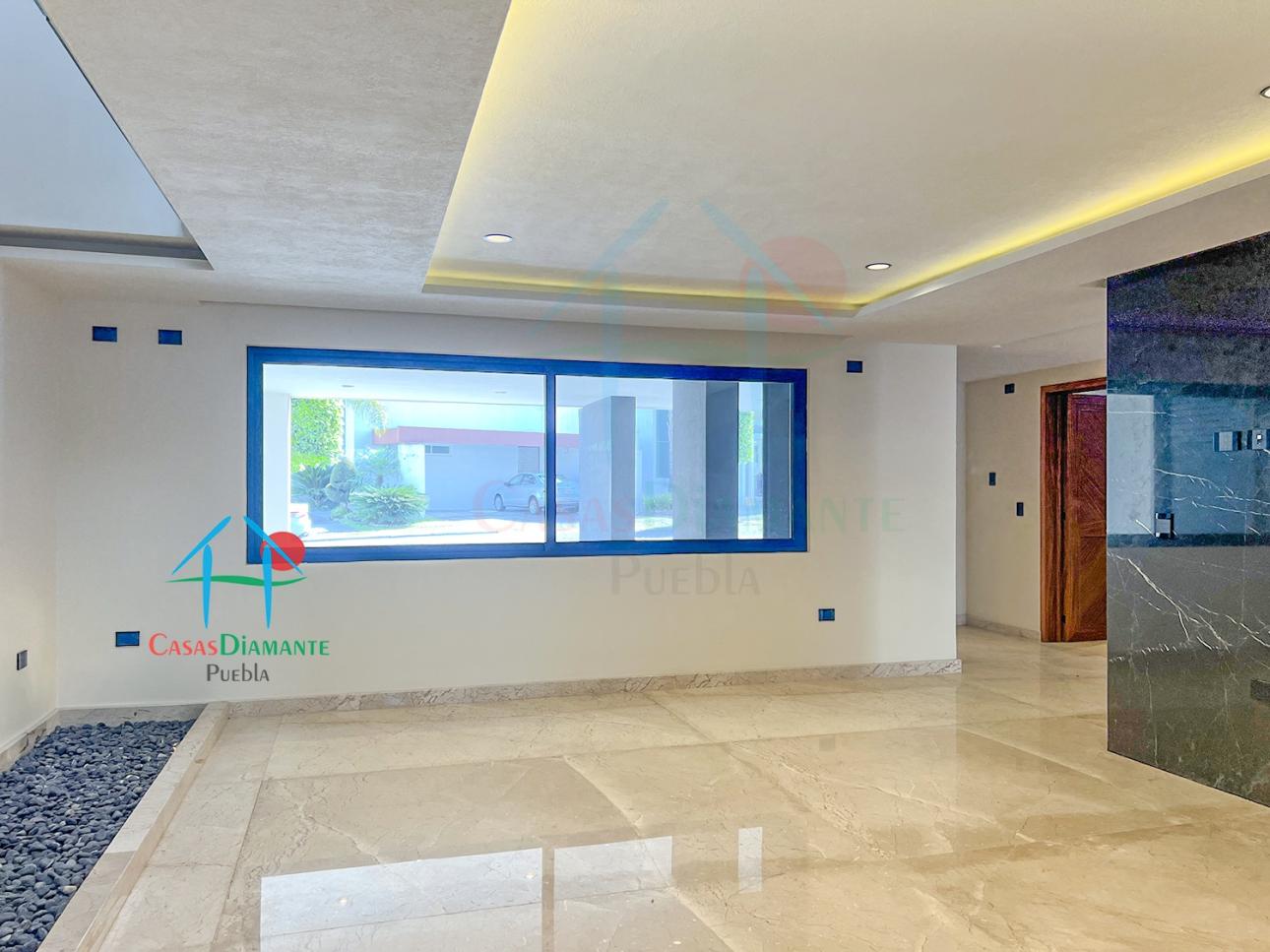 Casa de 3 Niveles con Roof Garden, Jardín y 4 Recámaras — foto 4