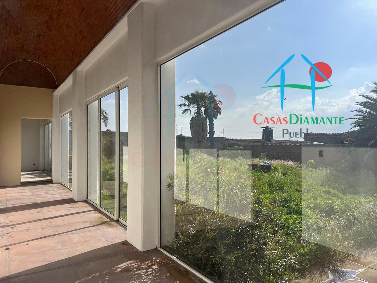 Casa amplia con jardín, terrazas y 4 recámaras para renovar — foto 15
