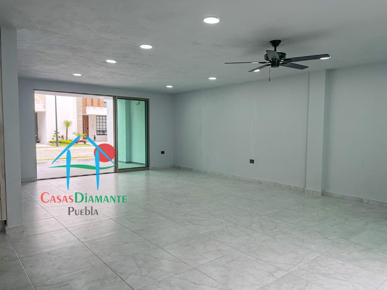 Casa con Roof Garden, Jardín y 4 Recámaras en 3 Niveles — foto 2