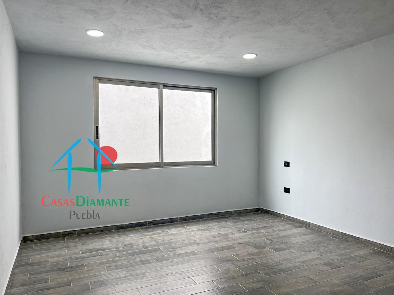 Casa con Roof Garden, Jardín y 4 Recámaras en 3 Niveles — foto 10