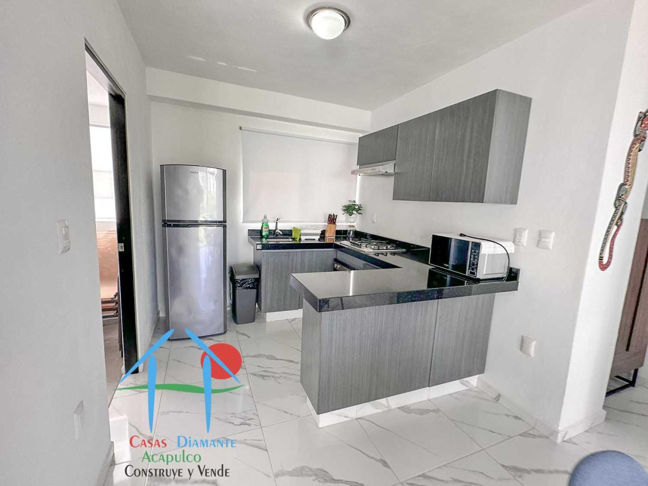 Departamento Luminoso con Balcón y 2 Recámaras en Piso 2 — foto 6