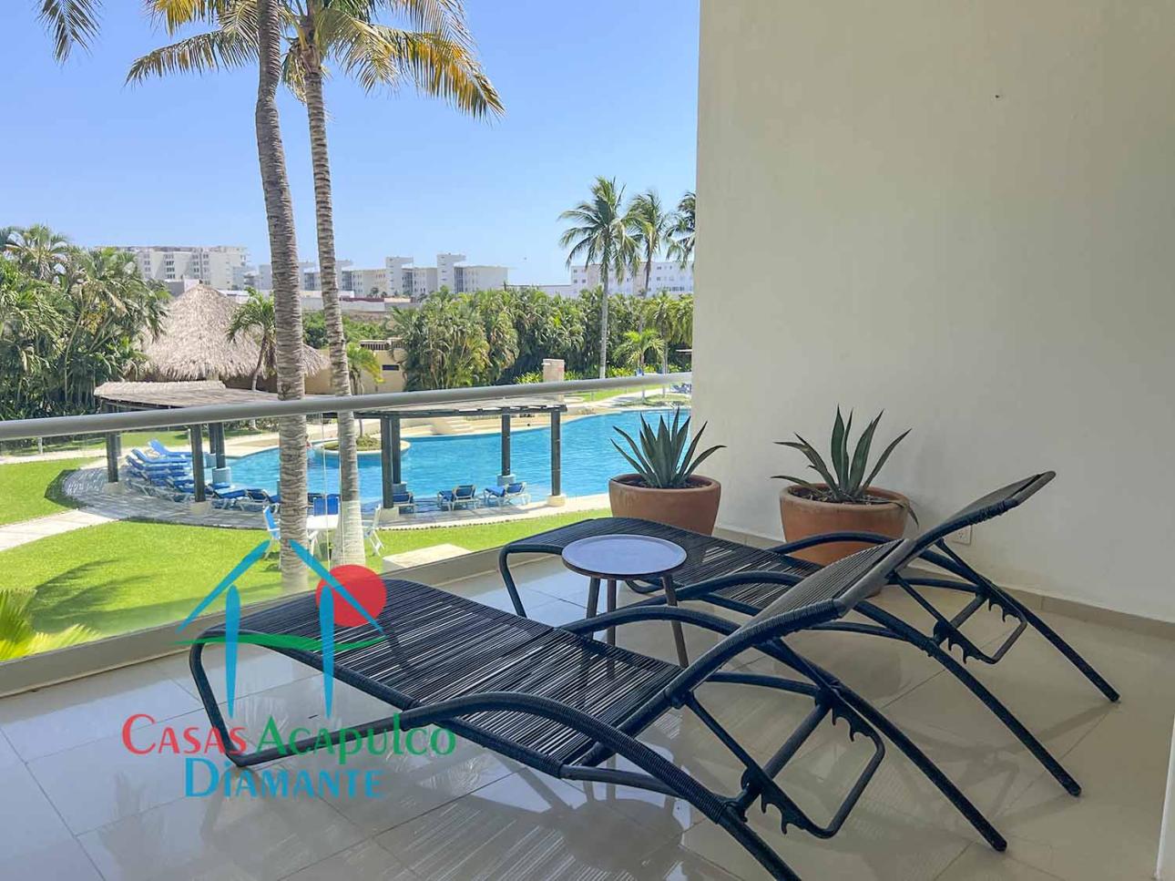 3 rec Amplia terraza con vista al jardín y la alberca — foto 11