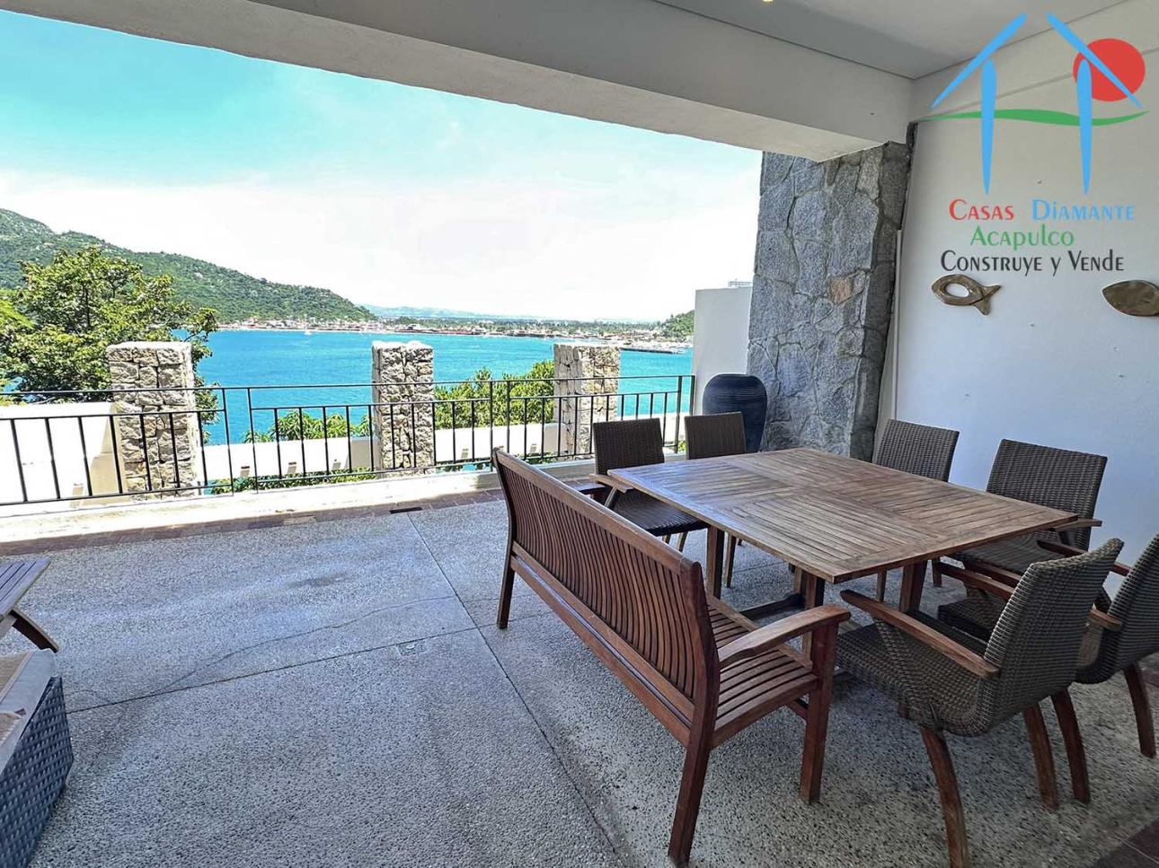 Depa de 2 recámaras y terraza con vista a la bahía
