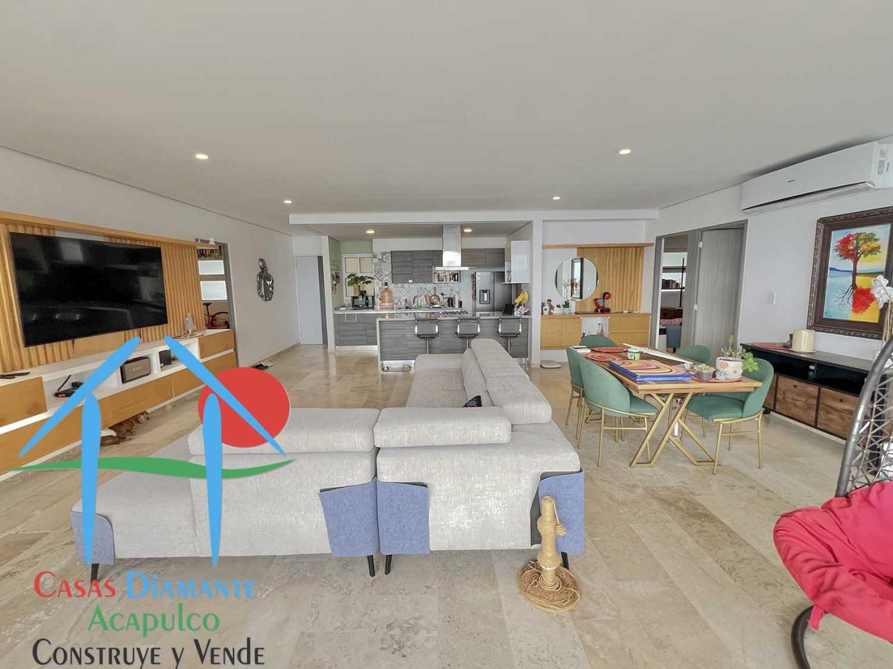 Depa en venta en Zona Dorada. Con 4 recámaras y vista al mar — foto 2