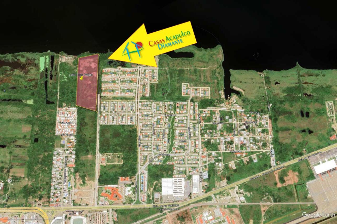 ¡Terreno estratÃ©gico frente a la Laguna de Tres