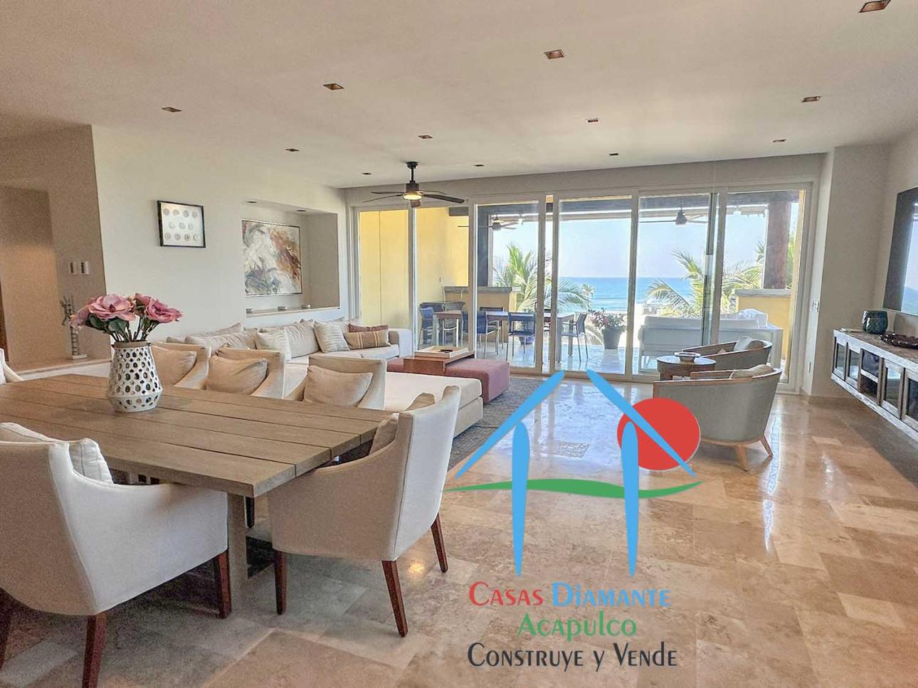 Departamento de lujo con 4 recámaras y vista al mar