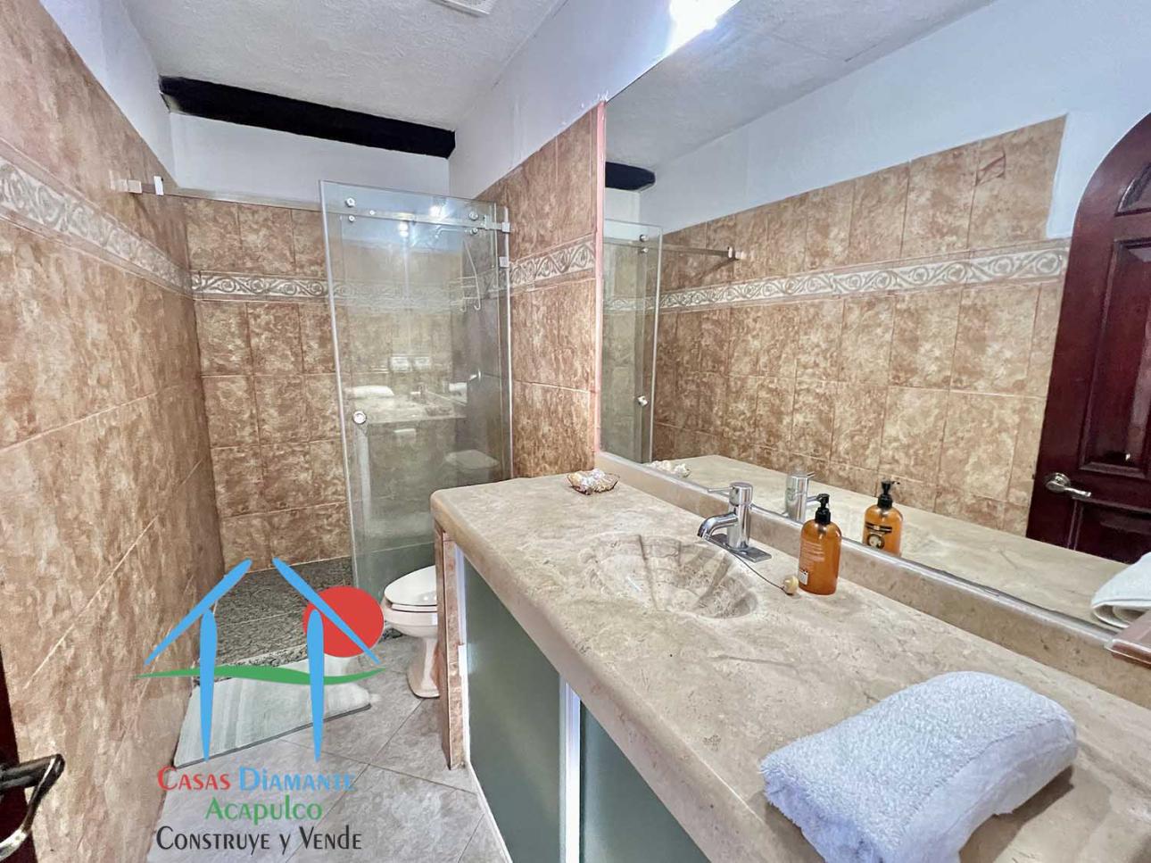 Departamento con 3 recámaras y vista completa a la bahía — foto 15