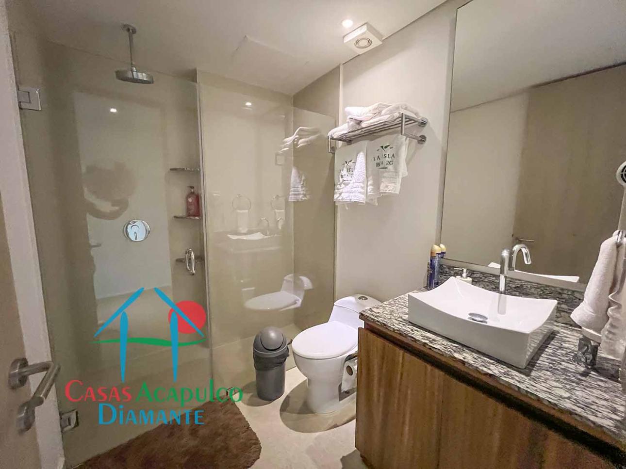 Depa en condominio de playa con 2 recámaras - 19
