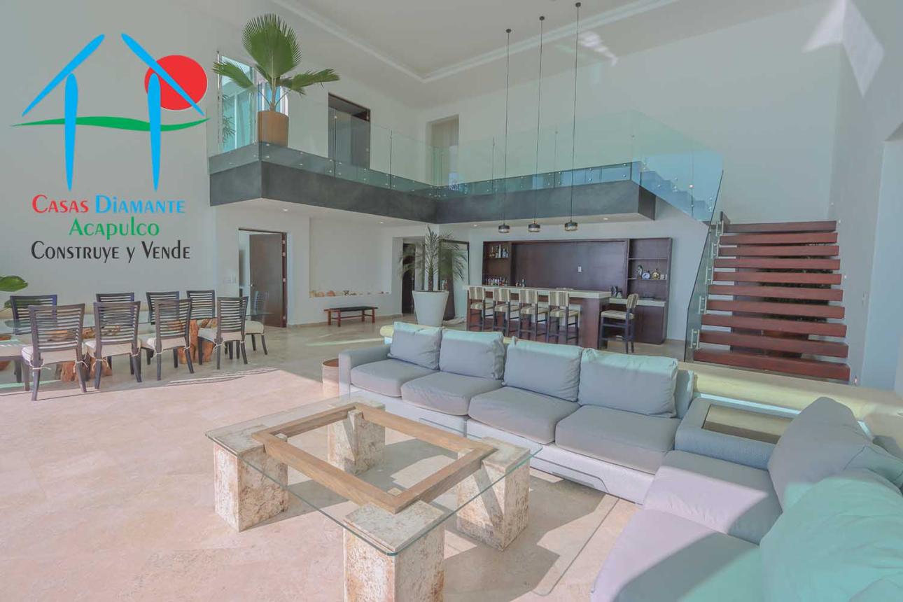 Penthouse con 6 recámaras, terraza, jacuzzi y vista al mar — foto 2