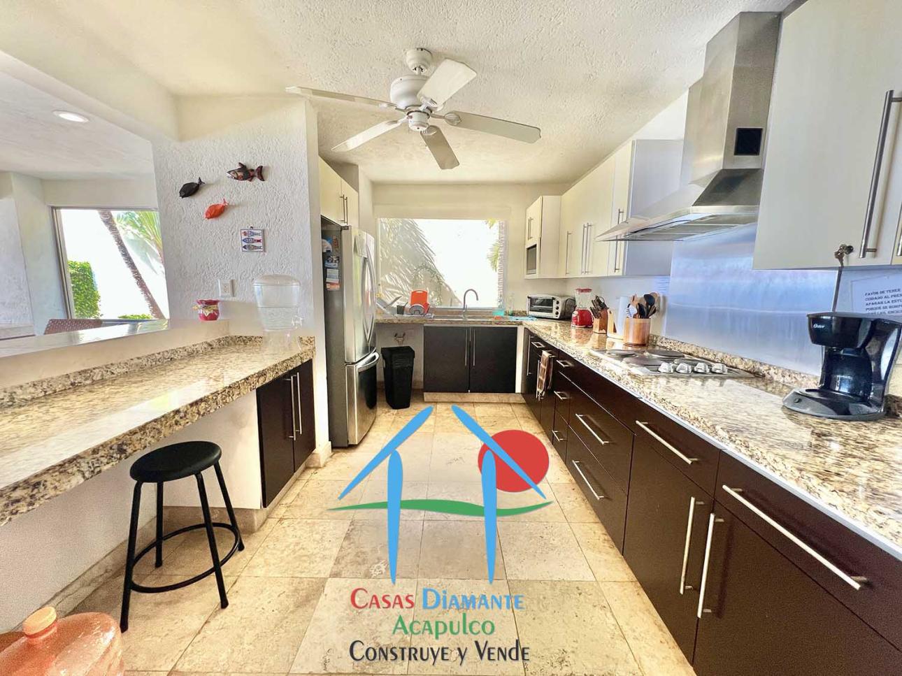 Casa en Brisas del Marqués, con alberca y vista al mar — foto 13
