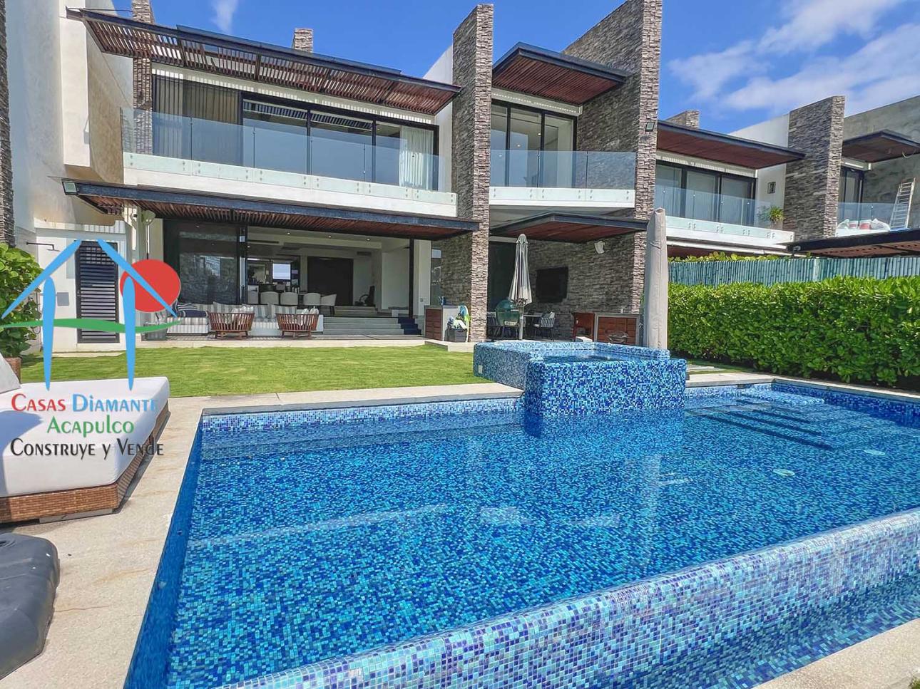 Casa con alberca, jacuzzi privados y vista al campo de golf