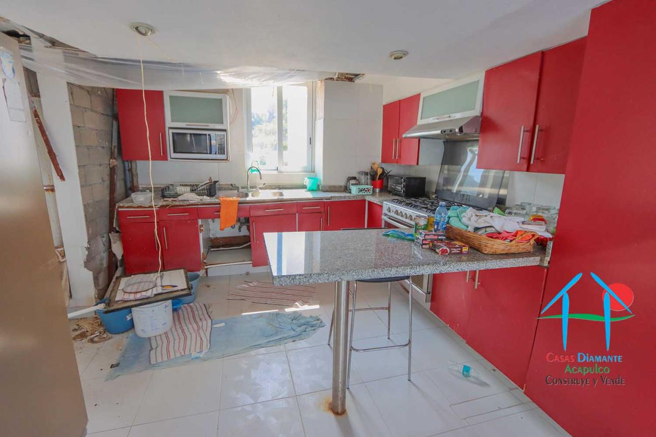 Para restaurar con 4 recámaras, roof garden y vista al mar — foto 11
