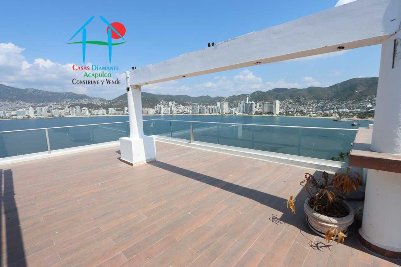 Para restaurar con 4 recámaras, roof garden y vista al mar — foto 15