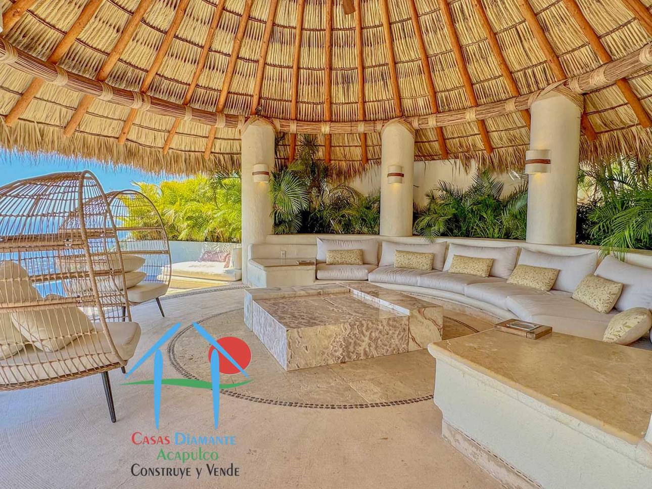 Terraza con asoleadero, alberca, jacuzzi y vista al mar — foto 7