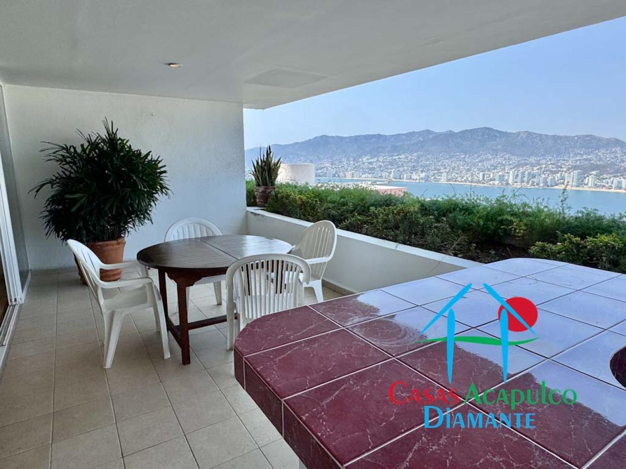 Terraza con barra bar y vista a la bahía de Acapulco — foto 9
