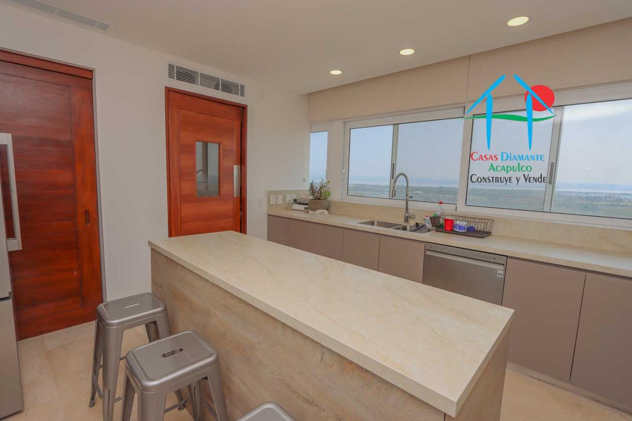 Penthouse en venta con alberca privada y vista al mar — foto 12