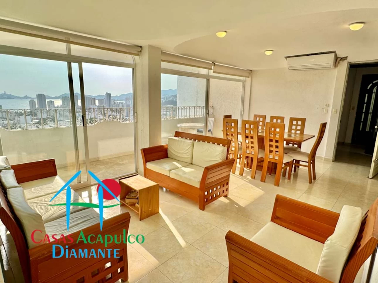 3 recámaras y terraza con vista al mar y a la ciudad