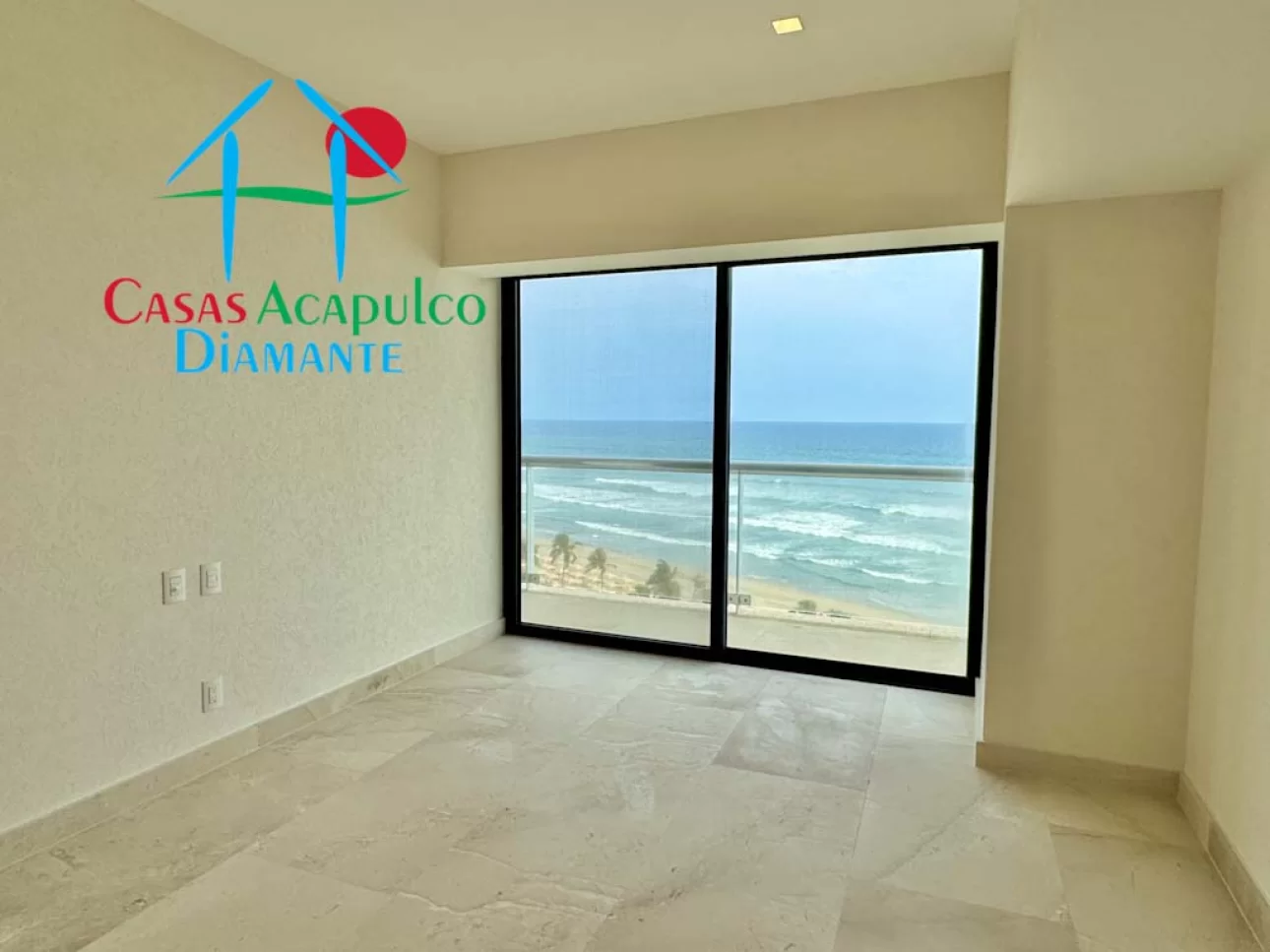 De playa, con terraza, vista al mar y 4 recámaras — foto 14