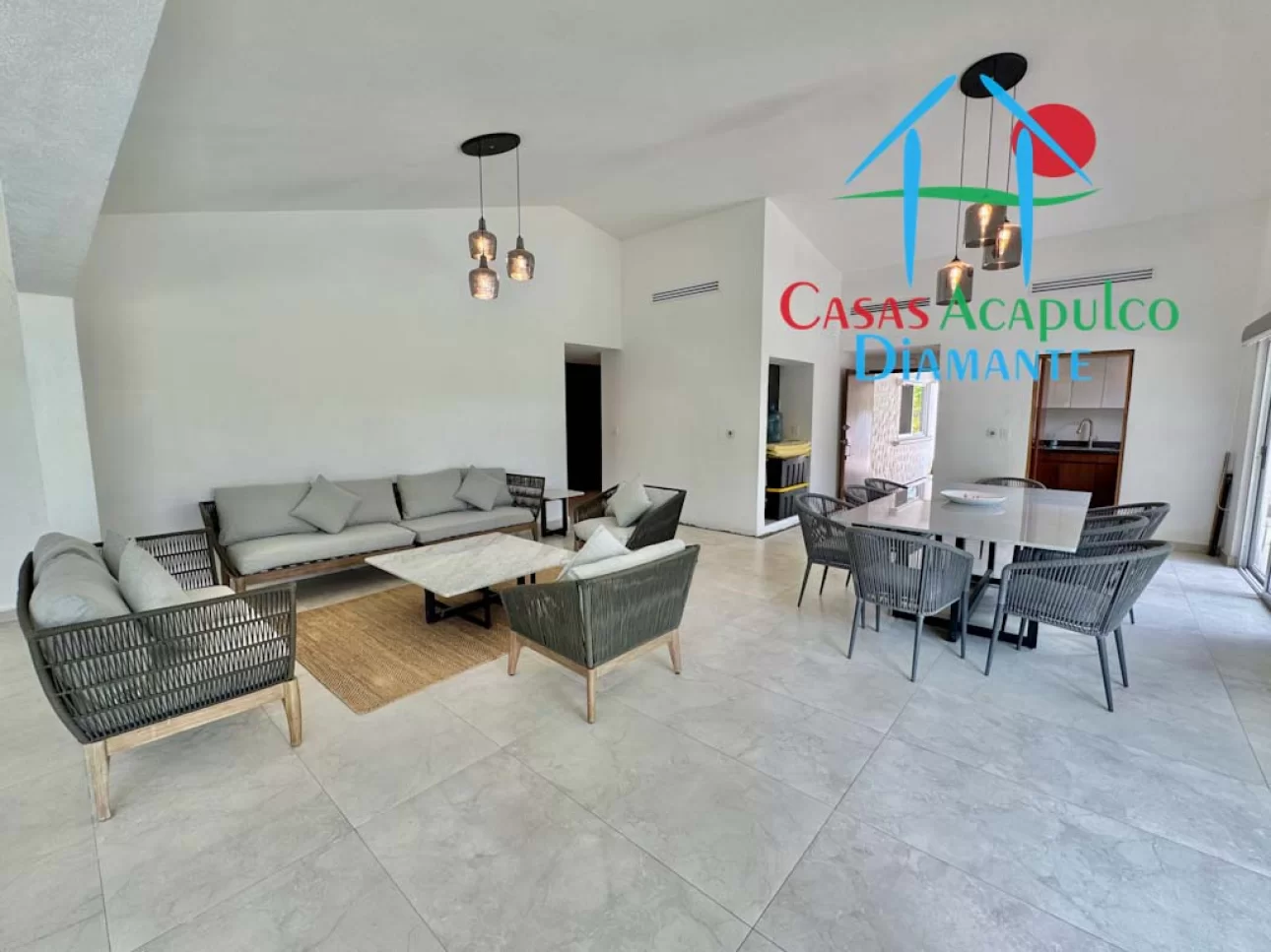 5 recámaras, terraza con alberca privada y jardín - 3