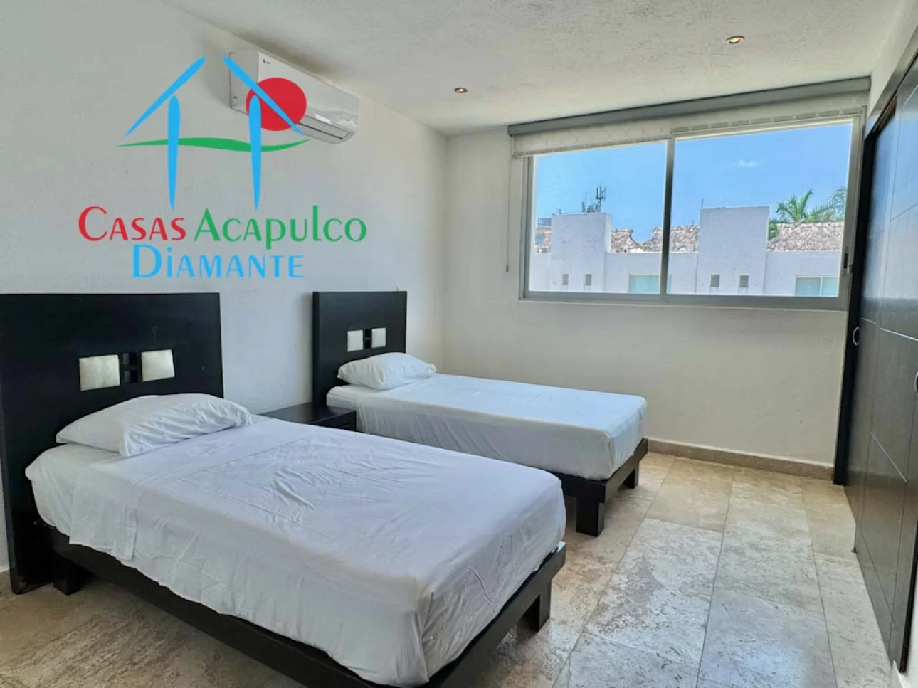 Departamento con vista al campo de golf y 4 recámaras - 17