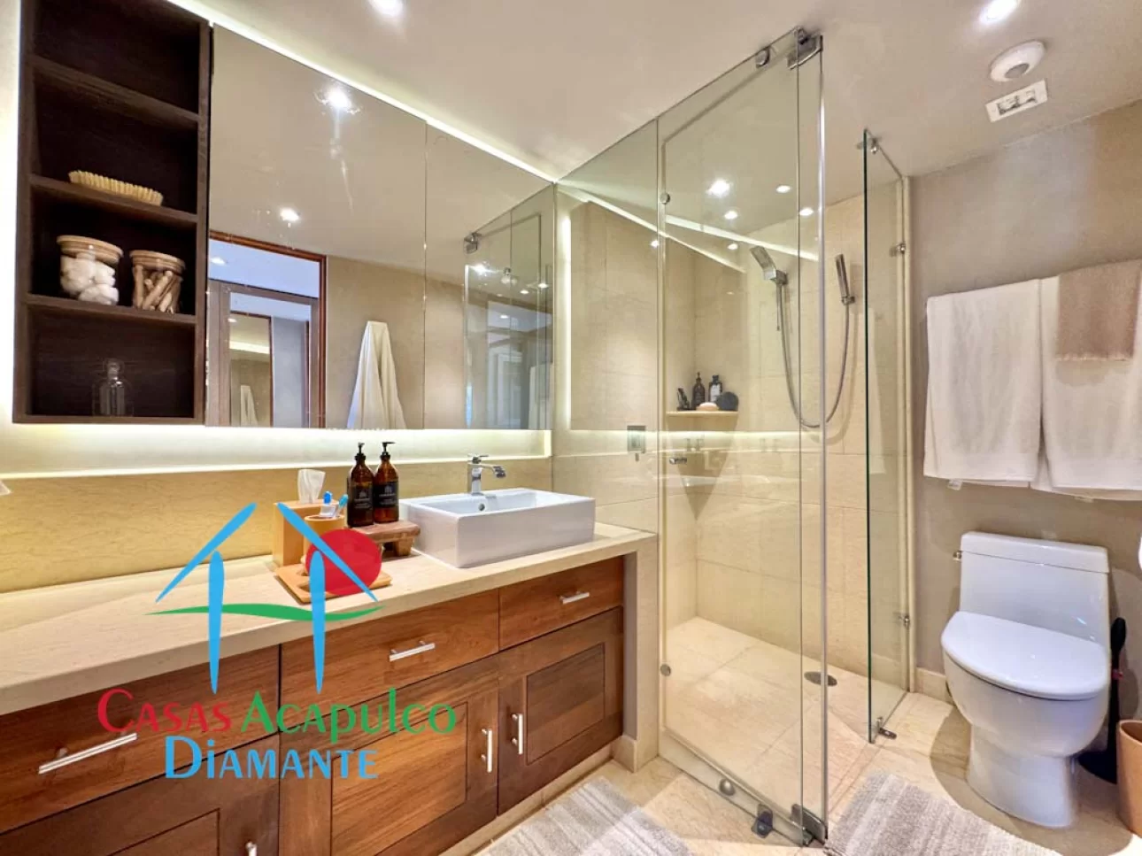 Remodelado con amplia terraza y vista al mar — foto 14