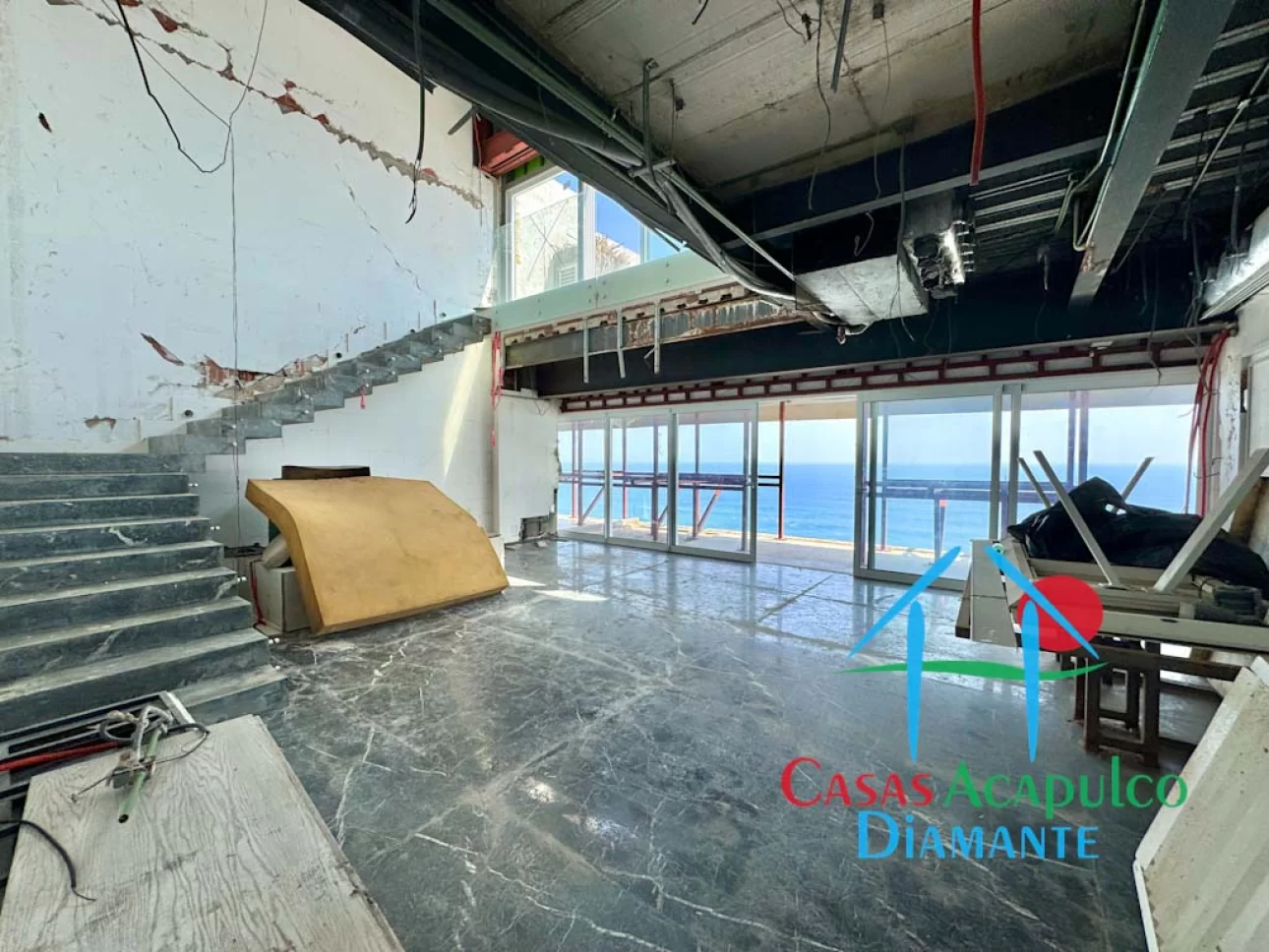 Penthouse frente al mar con gran potencial para restaurar
