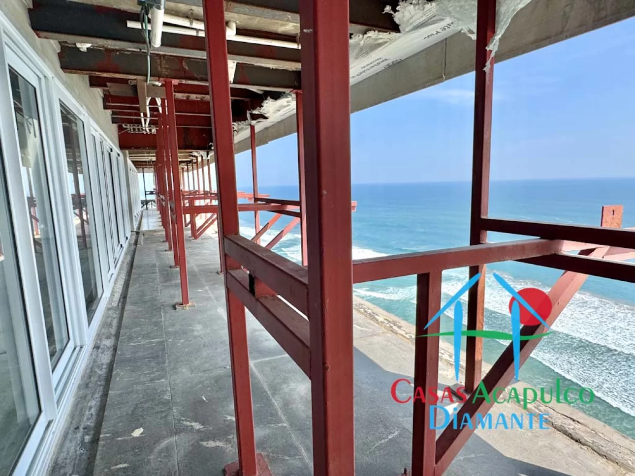Penthouse frente al mar con gran potencial para restaurar — foto 8