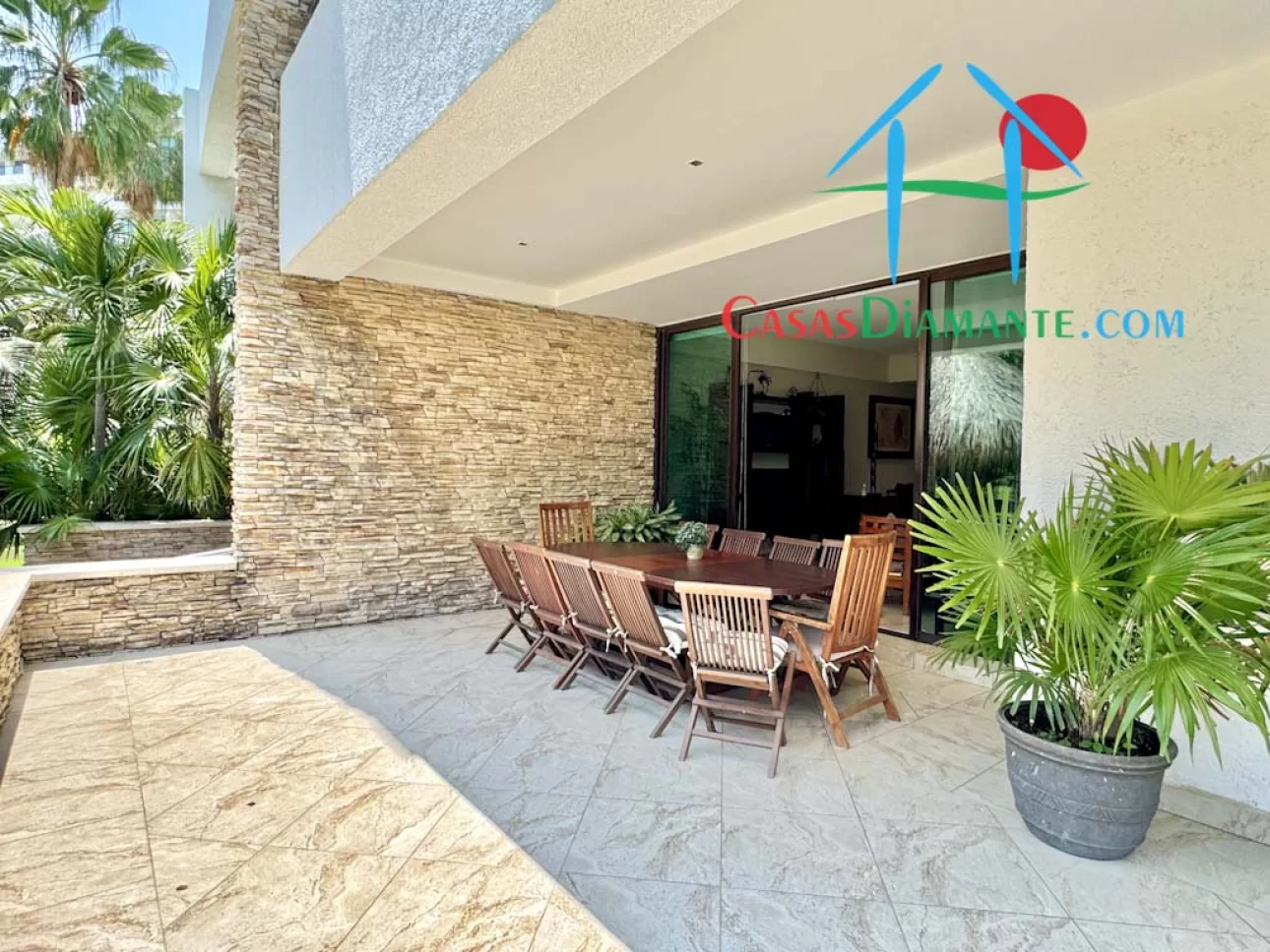 Garden House con jardín privado y 3 estacionamientos — foto 14