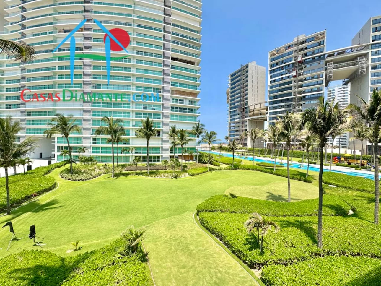 En condominio de playa con terraza y 2 recámaras — foto 9