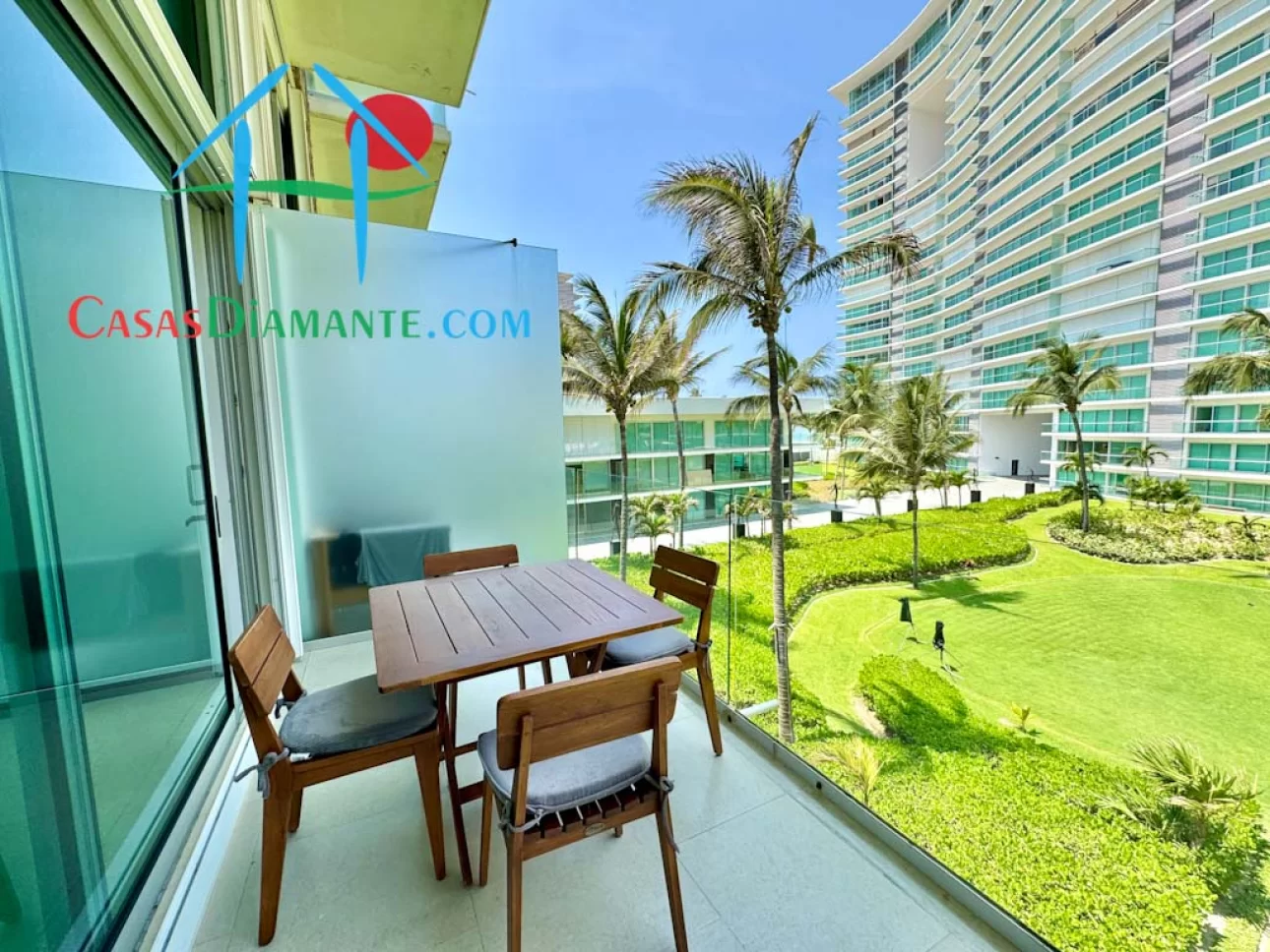 En condominio de playa con terraza y 2 recámaras — foto 8