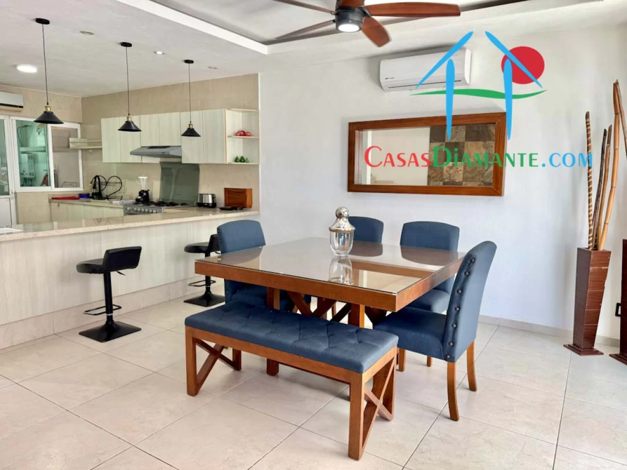 Casa con terraza, jacuzzi, salida al jardín y áreas comunes — foto 5