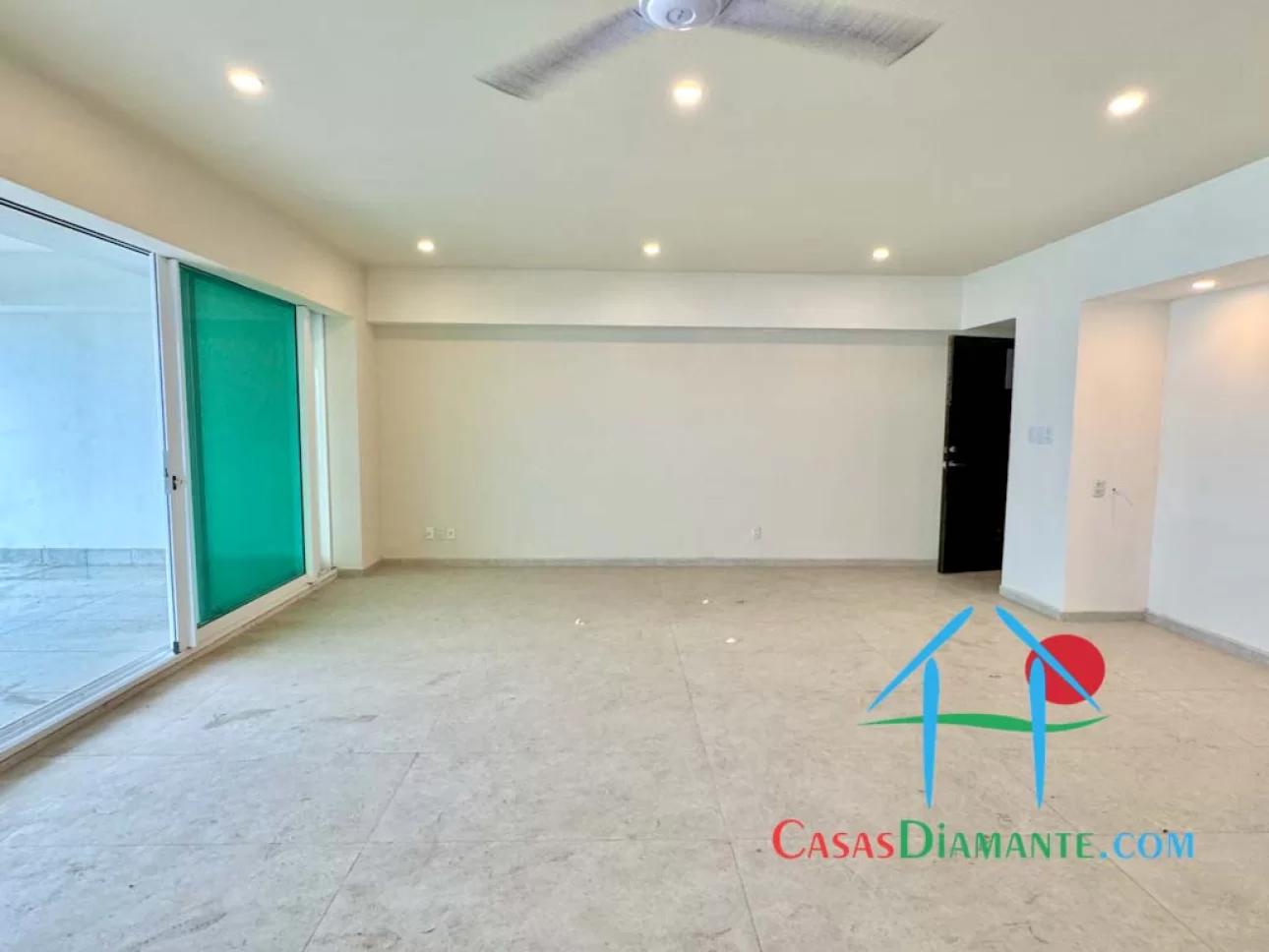 Departamento de playa con terraza, vista al mar, 4 recámaras — foto 3