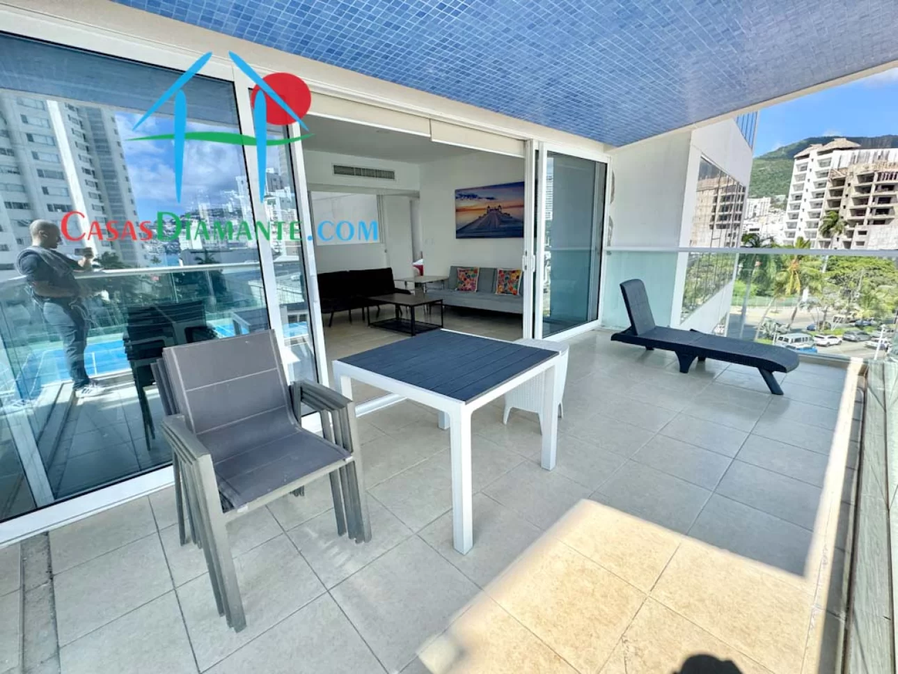 Depa en Costa Azul con terraza y vista a las áreas comunes — foto 9