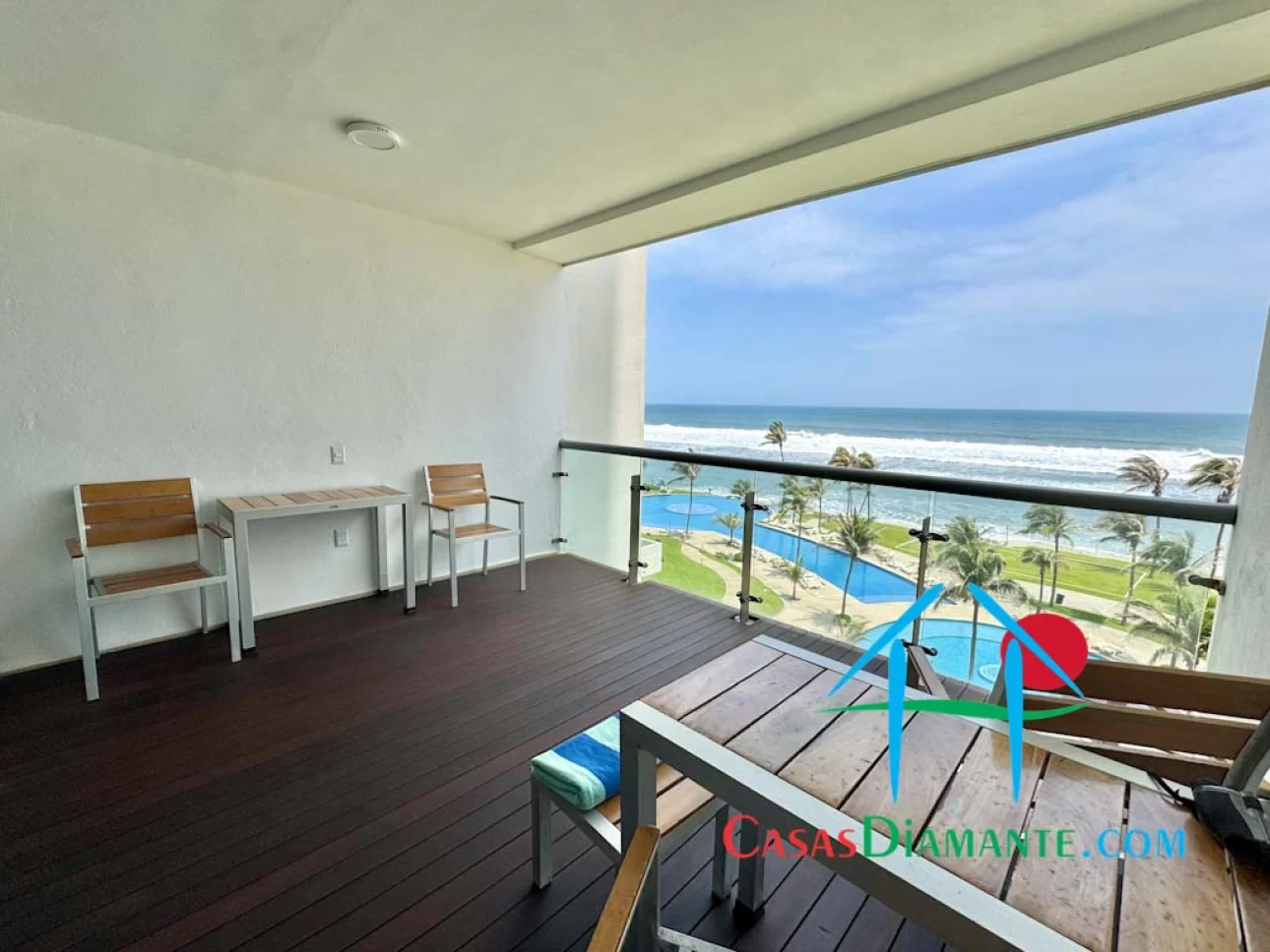 Departamento a pie de playa con 4 recámaras y vista al mar — foto 8