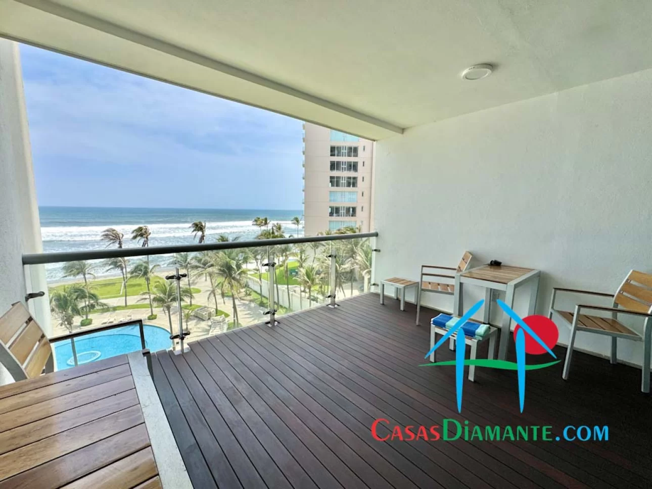 Departamento a pie de playa con 4 recámaras y vista al mar — foto 9