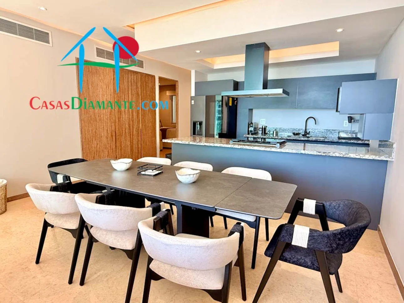 En exclusivo condominio de playa. Con terraza y vista al mar — foto 6