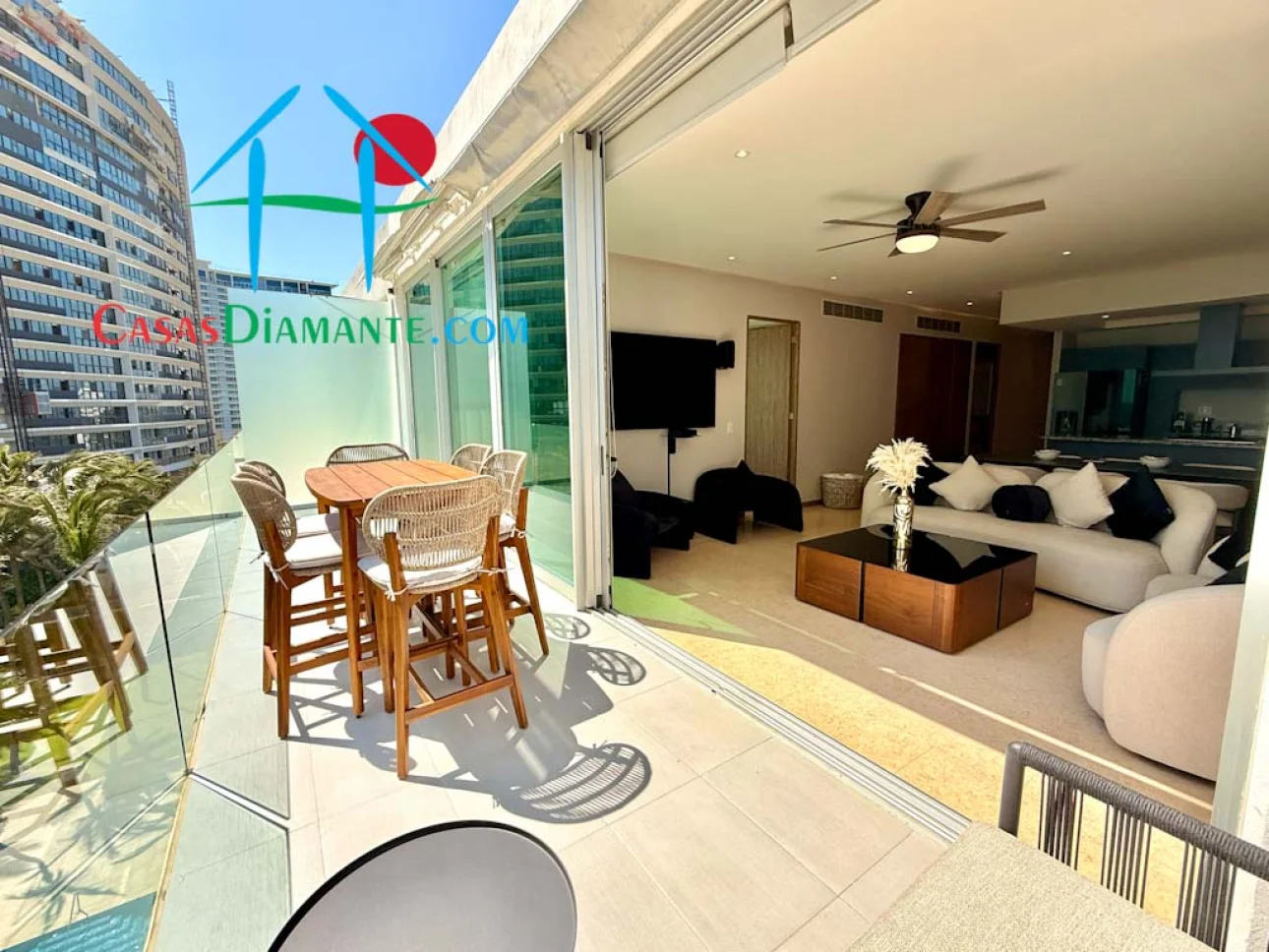 En exclusivo condominio de playa. Con terraza y vista al mar — foto 13